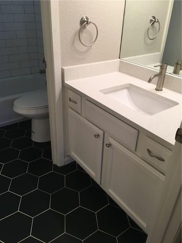 4908 Cana CV B, Austin, TX 78749