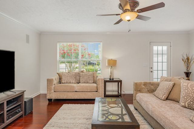 4817 Laura Jeanne Blvd, Murfreesboro, TN 37129