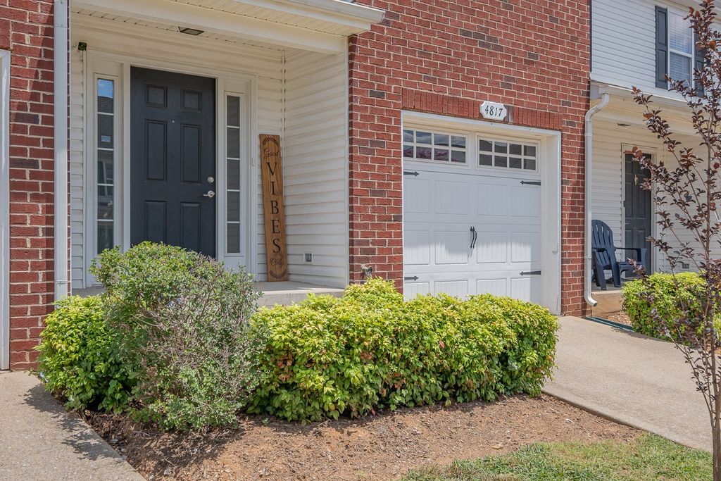 4817 Laura Jeanne Blvd, Murfreesboro, TN 37129
