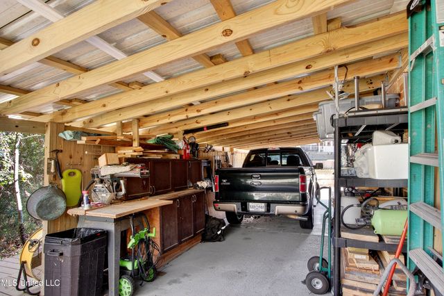 94145 Bayou Drive, Diamondhead, MS 39525