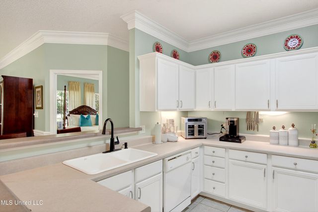 94145 Bayou Drive, Diamondhead, MS 39525