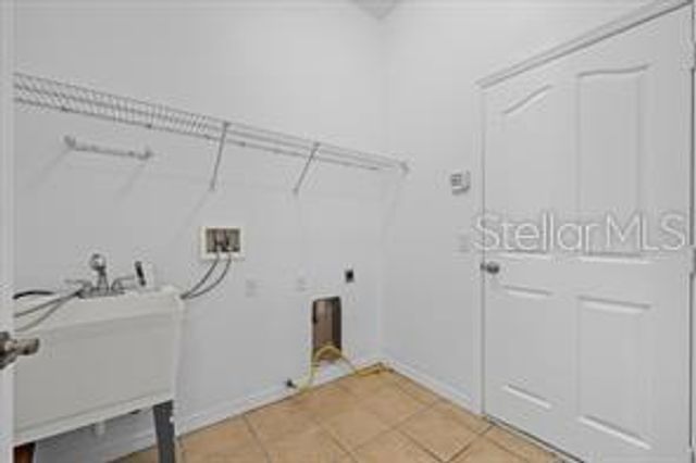 27653 MULHOLLAND COURT, Wesley Chapel, FL 33544