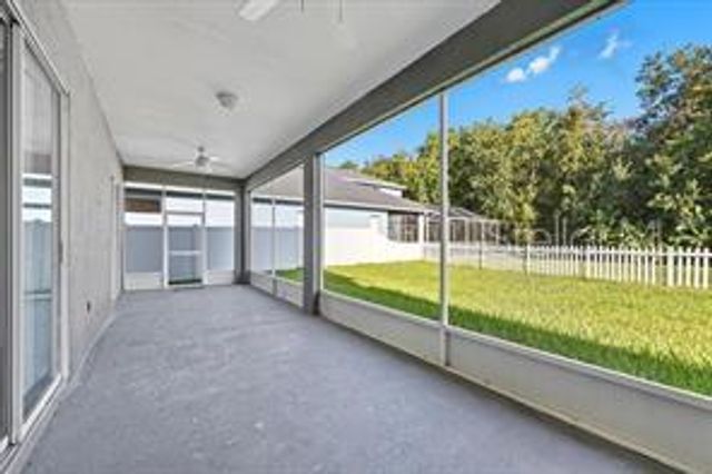 27653 MULHOLLAND COURT, Wesley Chapel, FL 33544