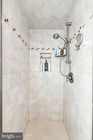 431 GLADSTONE AVE, Haddonfield, NJ 08033