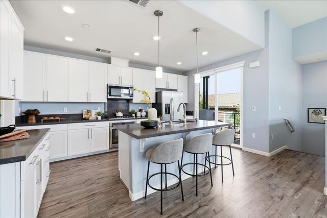 192 William Manly Street 6, San Jose, CA 95136