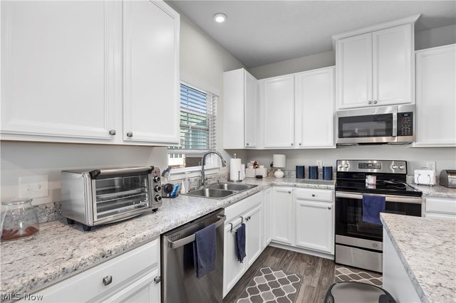 1454 Caymus Court, Avon, OH 44011