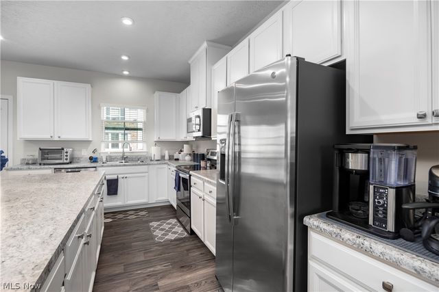 1454 Caymus Court, Avon, OH 44011