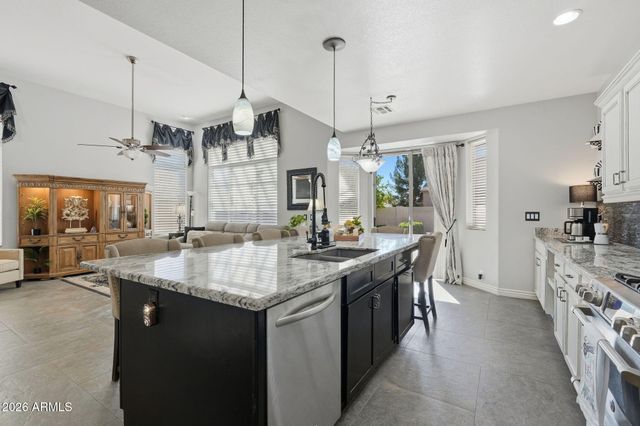 1731 E BRUCE Avenue, Gilbert, AZ 85234