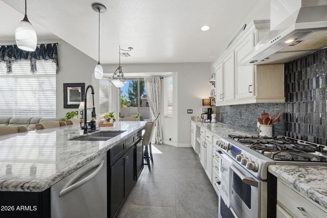 1731 E BRUCE Avenue, Gilbert, AZ 85234