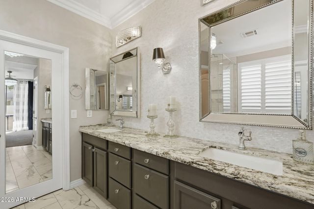 1731 E BRUCE Avenue, Gilbert, AZ 85234