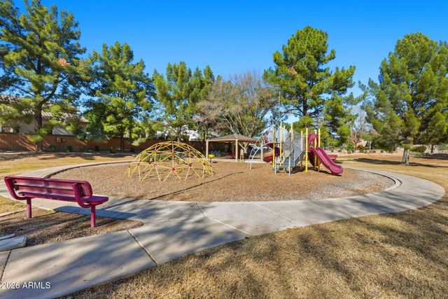 1731 E BRUCE Avenue, Gilbert, AZ 85234