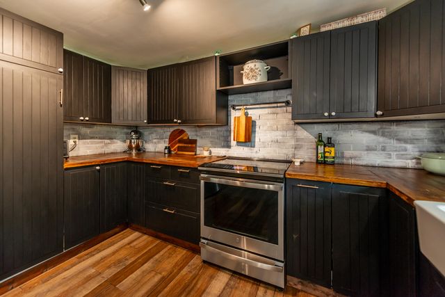 1105 Woodlake Road, Stamping Ground, KY 40379