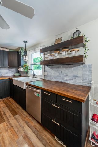 1105 Woodlake Road, Stamping Ground, KY 40379