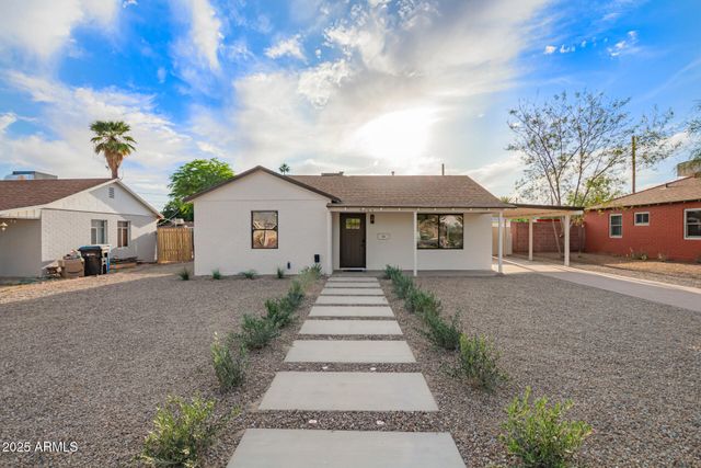 9042 N 3RD Avenue, Phoenix, AZ 85021