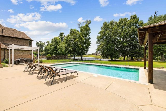 7611 Worth Avenue, Benton, AR 72019