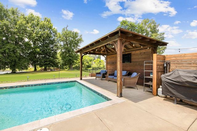 7611 Worth Avenue, Benton, AR 72019