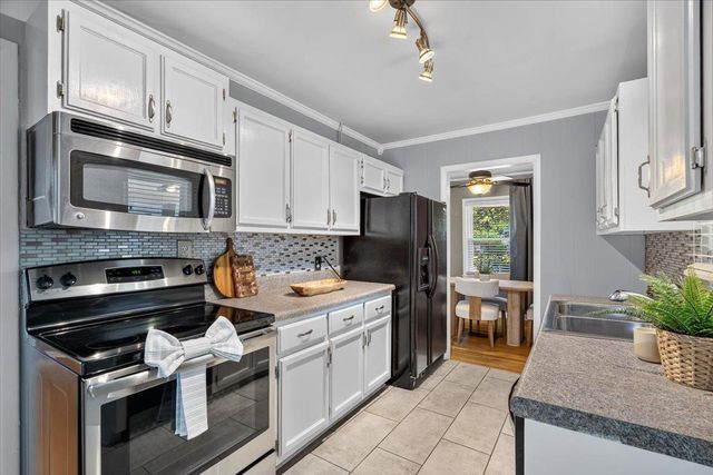 5098 SEA ISLE RD, Memphis, TN 38117