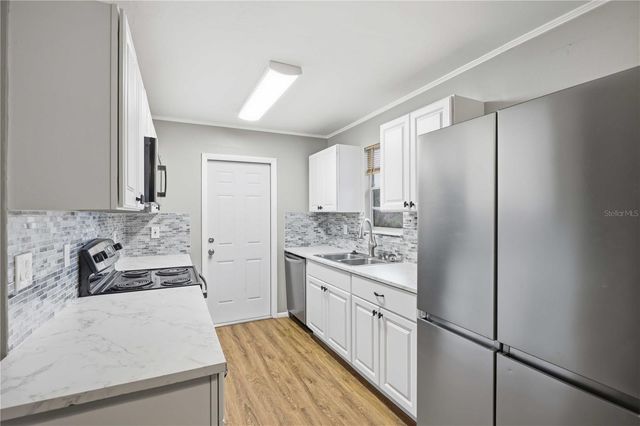4057 VANA DRIVE, Sarasota, FL 34241