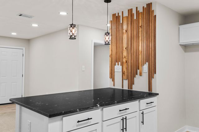 12621 Bertha, Little Rock, AR 72210