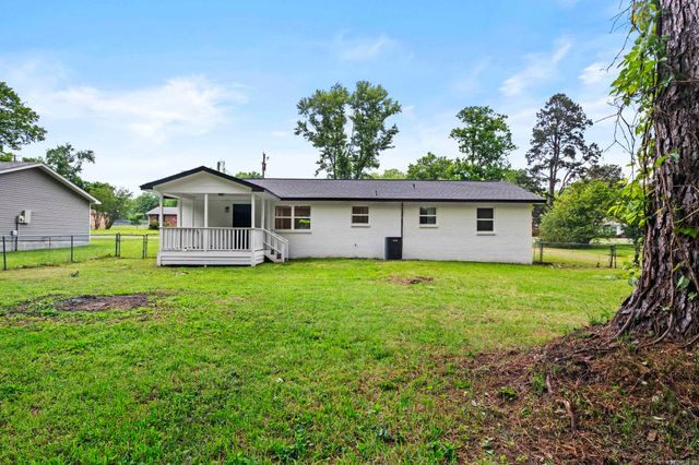 12621 Bertha, Little Rock, AR 72210