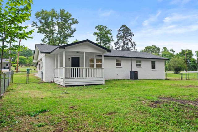 12621 Bertha, Little Rock, AR 72210