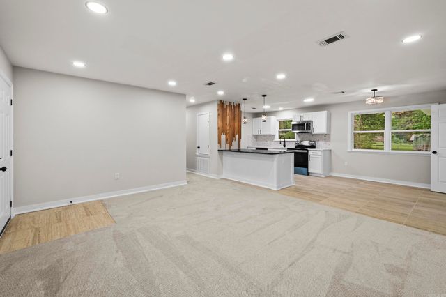 12621 Bertha, Little Rock, AR 72210