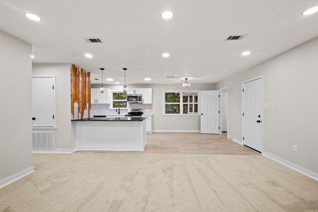 12621 Bertha, Little Rock, AR 72210