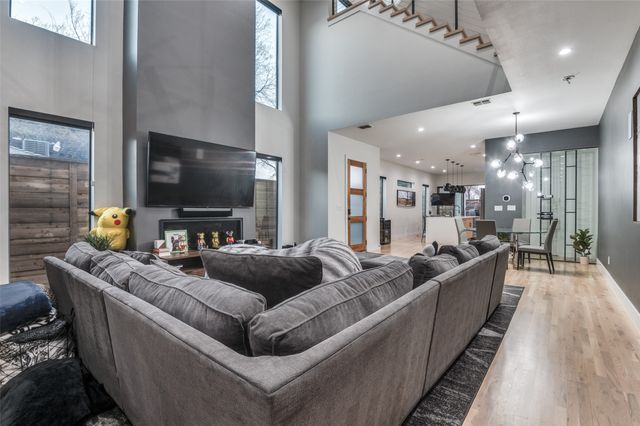 5441 Melrose Avenue, Dallas, TX 75206