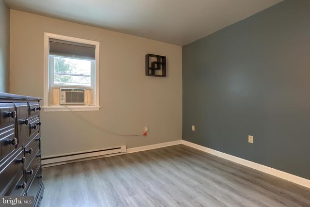 21 NATALIE LN, Cleona, PA 17042