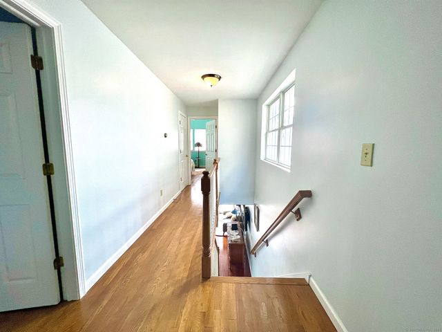 906 East Broadway, Milford, CT 06460