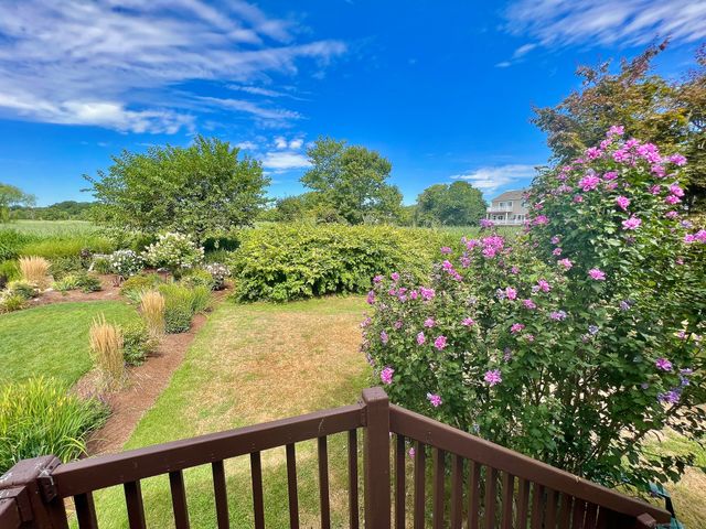 906 East Broadway, Milford, CT 06460