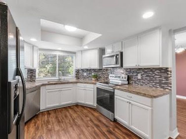 16606 Oxnard Lane, Friendswood, TX 77546