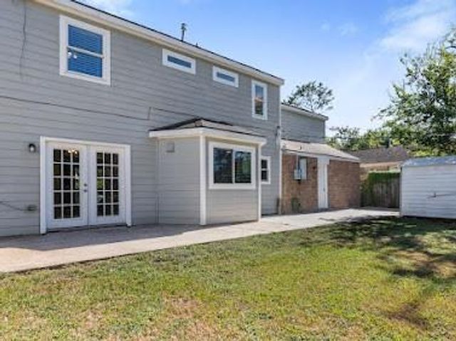16606 Oxnard Lane, Friendswood, TX 77546