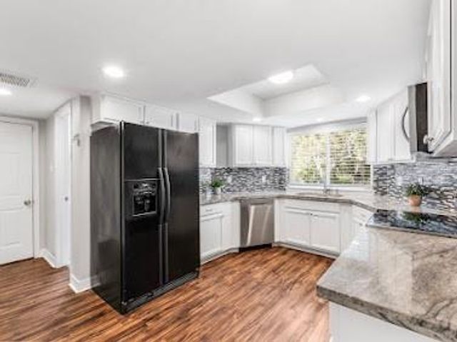 16606 Oxnard Lane, Friendswood, TX 77546