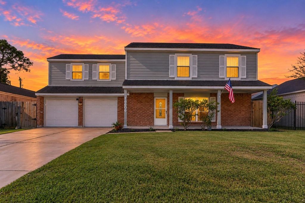 16606 Oxnard Lane, Friendswood, TX 77546