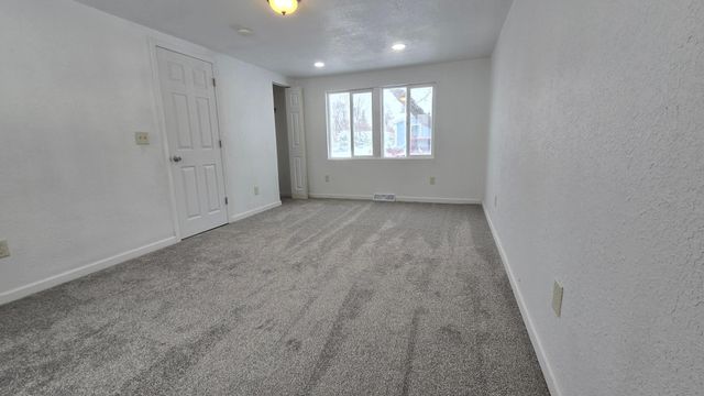 1201 L Street NE, Brainerd, MN 56401