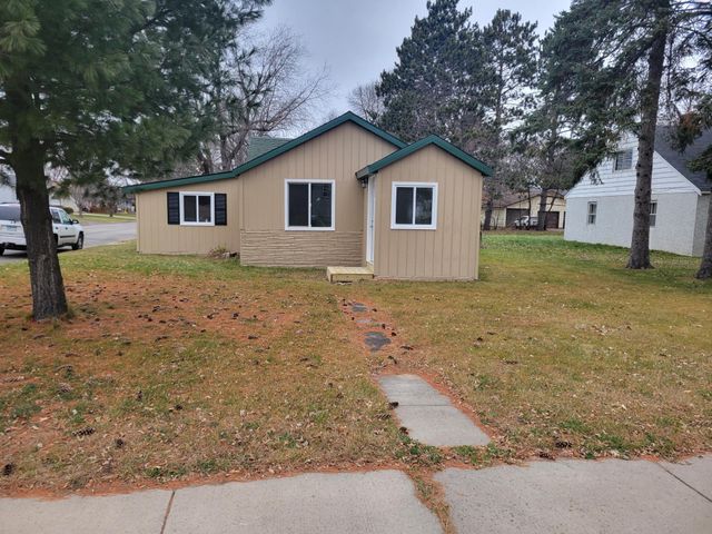 1201 L Street NE, Brainerd, MN 56401