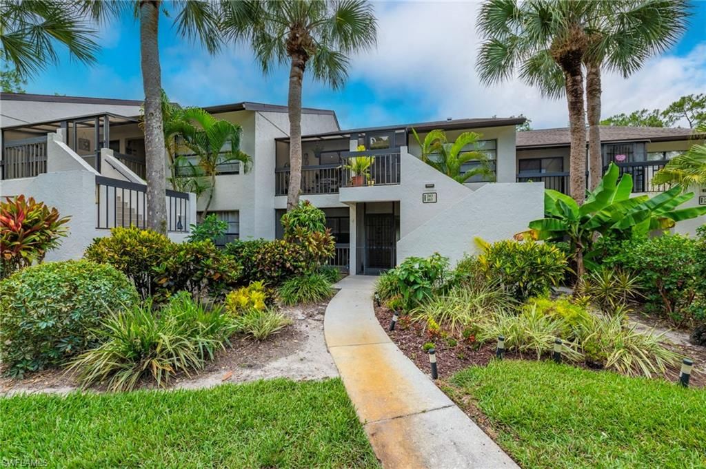 1820 Kings Lake BLVD 103, NAPLES, FL 34112 — exterior