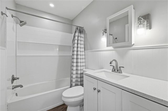 5311 W 50th Terrace, Roeland Park, KS 66205
