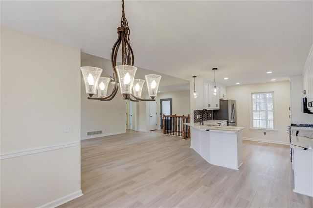 4900 Flat Creek Road, Oakwood, GA 30566