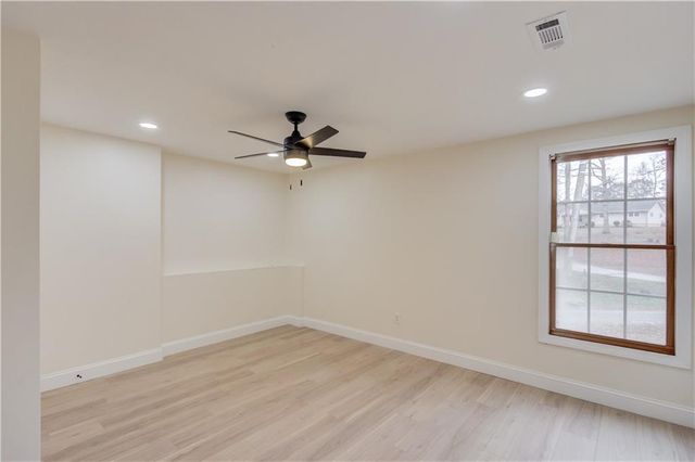 4900 Flat Creek Road, Oakwood, GA 30566