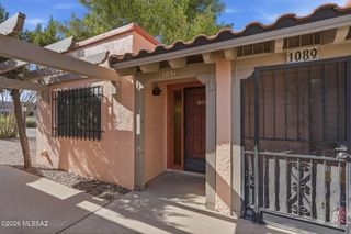 1091 S Calle De Las Casitas, Green Valley, AZ 85614