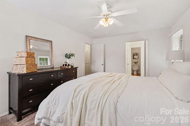 10727 Colony Woods Drive, Charlotte, NC 28277