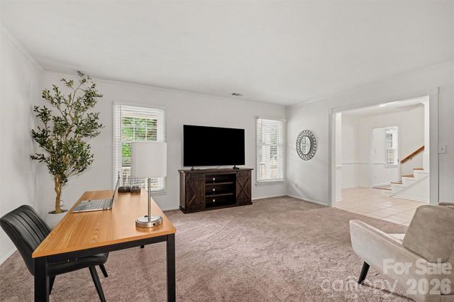 10727 Colony Woods Drive, Charlotte, NC 28277