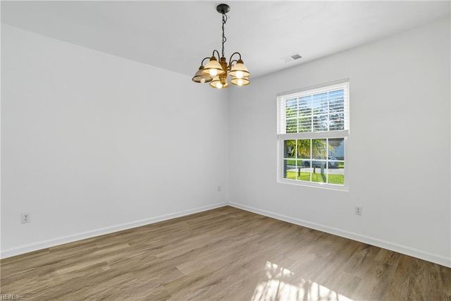 1112 Van Loen DR, Virginia Beach, VA 23453