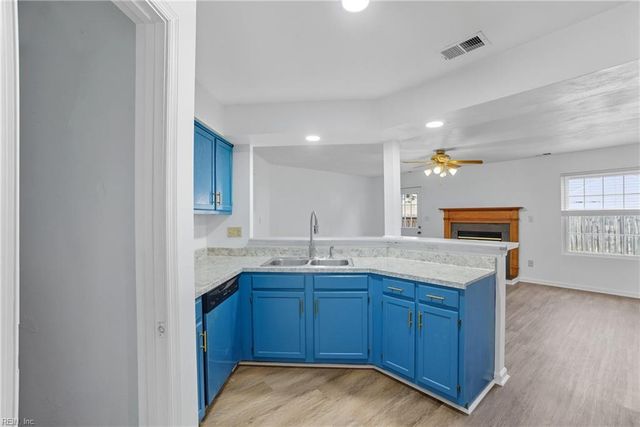 1112 Van Loen DR, Virginia Beach, VA 23453