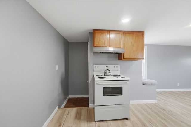 415 Anthony St, Fall River, MA 02720