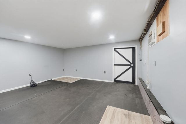 415 Anthony St, Fall River, MA 02720