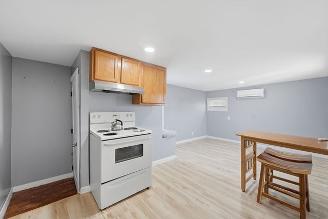 415 Anthony St, Fall River, MA 02720