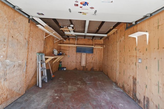 415 Anthony St, Fall River, MA 02720